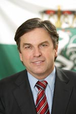 Mag. Franz VOVES Mag. Franz VOVES